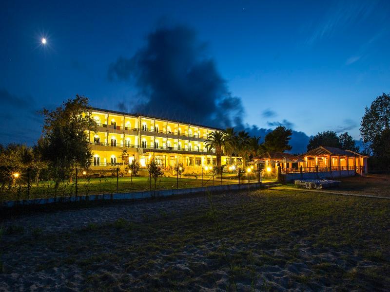 Island Beach Resort (Adults Only) Kávos Eksteriør bilde